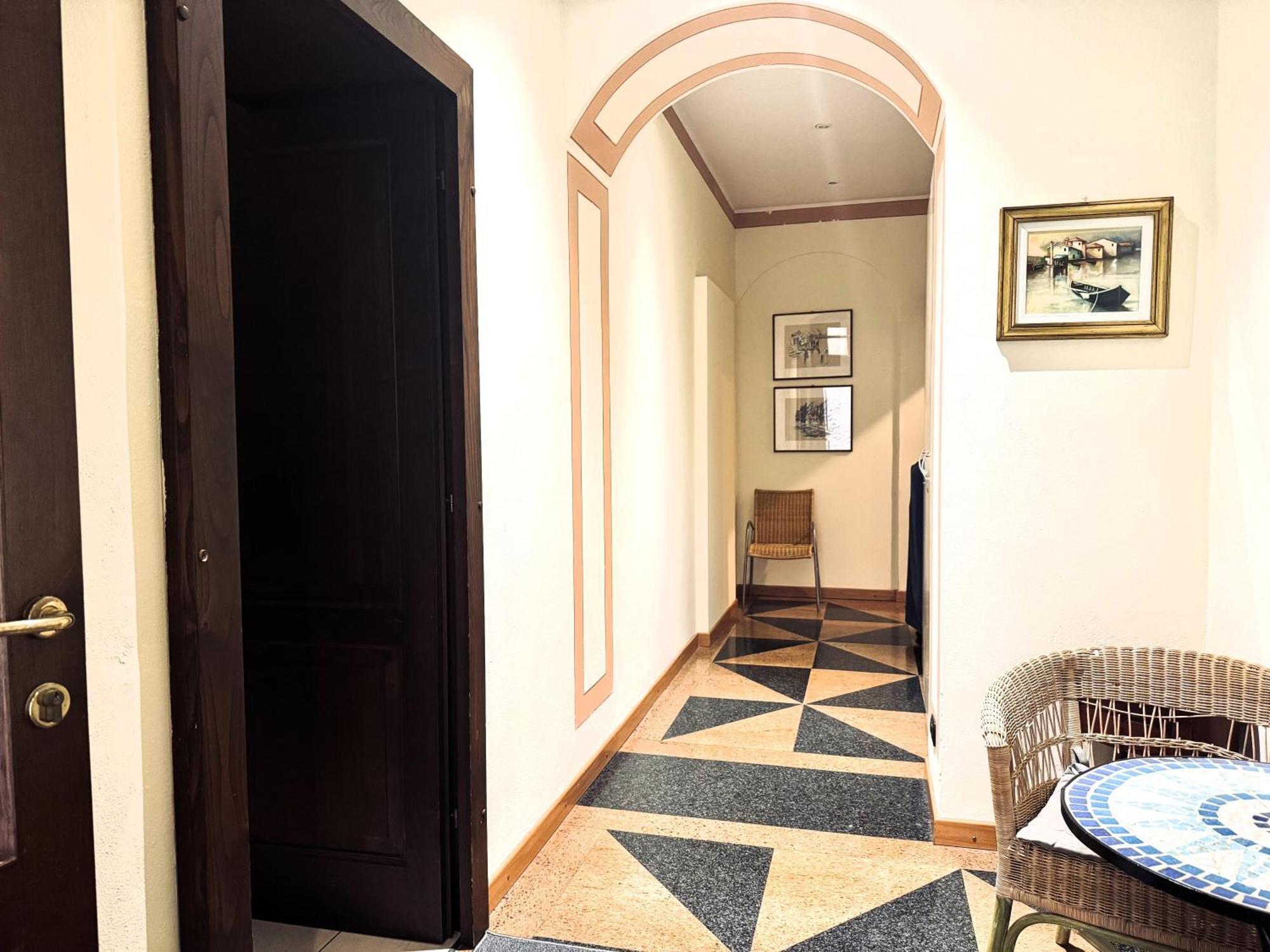 Hotel Marco'S Como Buitenkant foto